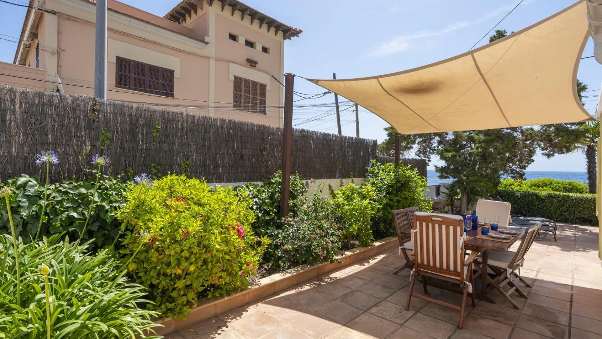 Casa Morant On The Promenade Mhm Βίλα Cala Ratjada  Ισπανία